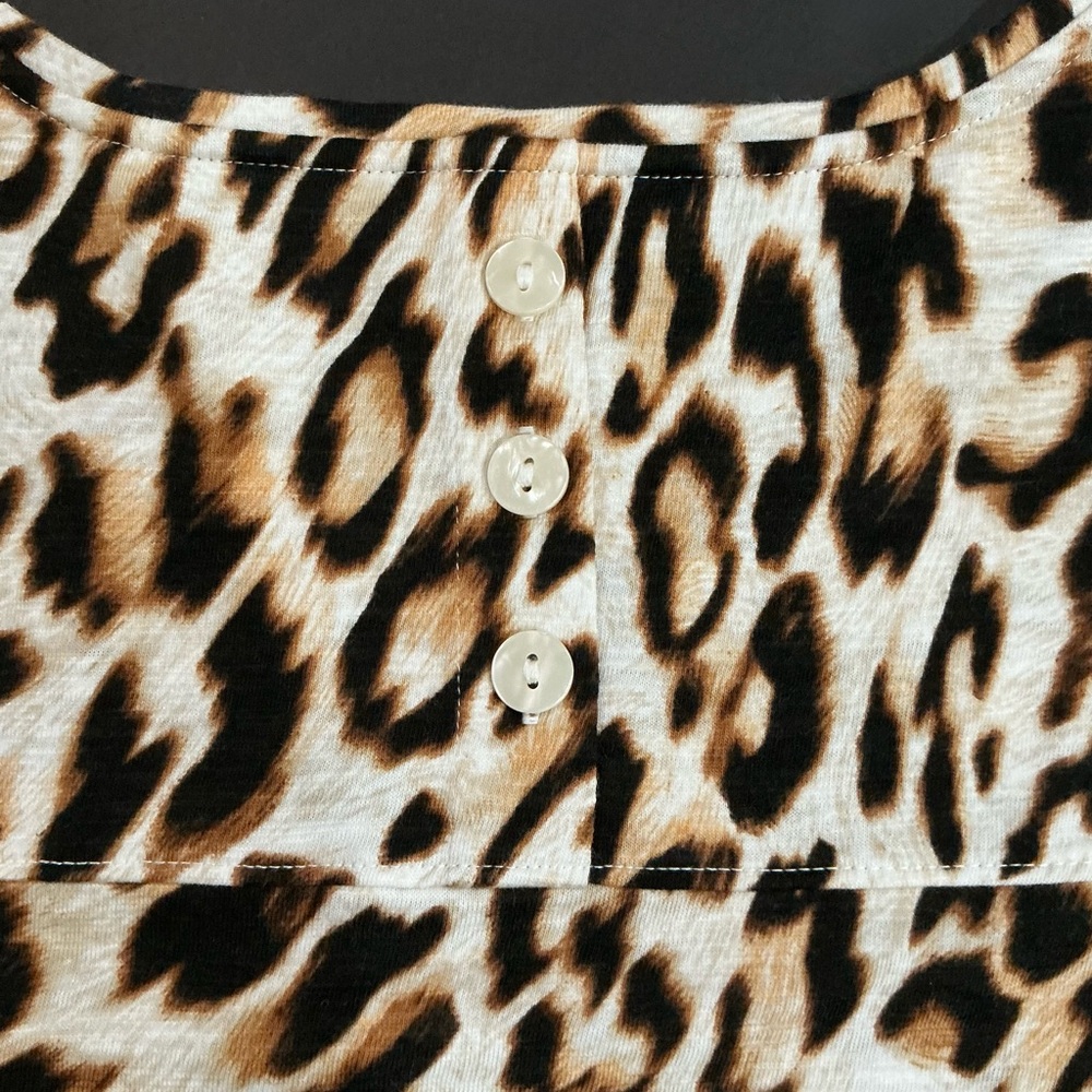 Chicos 2P Short Sleeve Top US Womens Petite L LP Cheetah Animal Print T Shirt - Picture 4 of 5